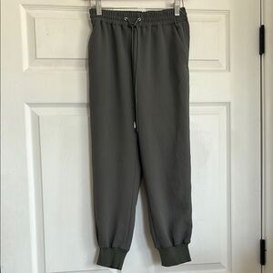 Aritzia Wilfred olive green Jogger Pants